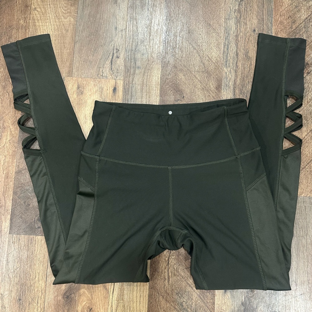 Alana Leggings with Open Lattice and Netting